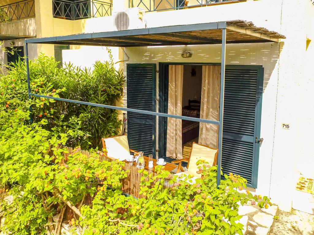 Manto On The Beach Apartments 바바티 외부 사진