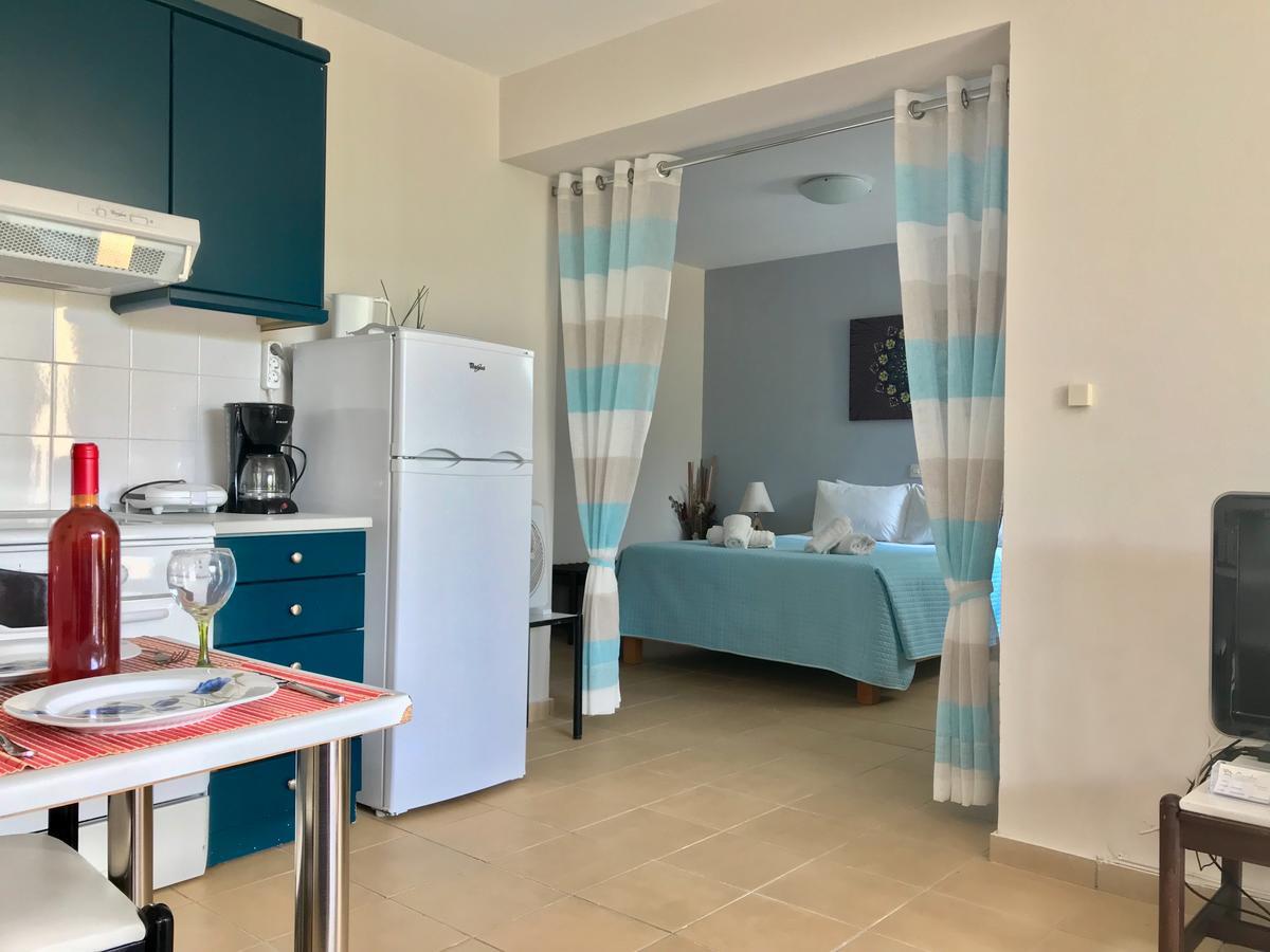 Manto On The Beach Apartments 바바티 외부 사진